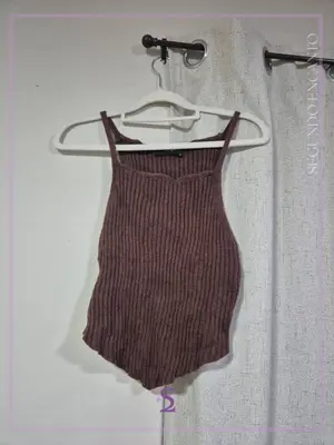 Crop top de tirantes  L
