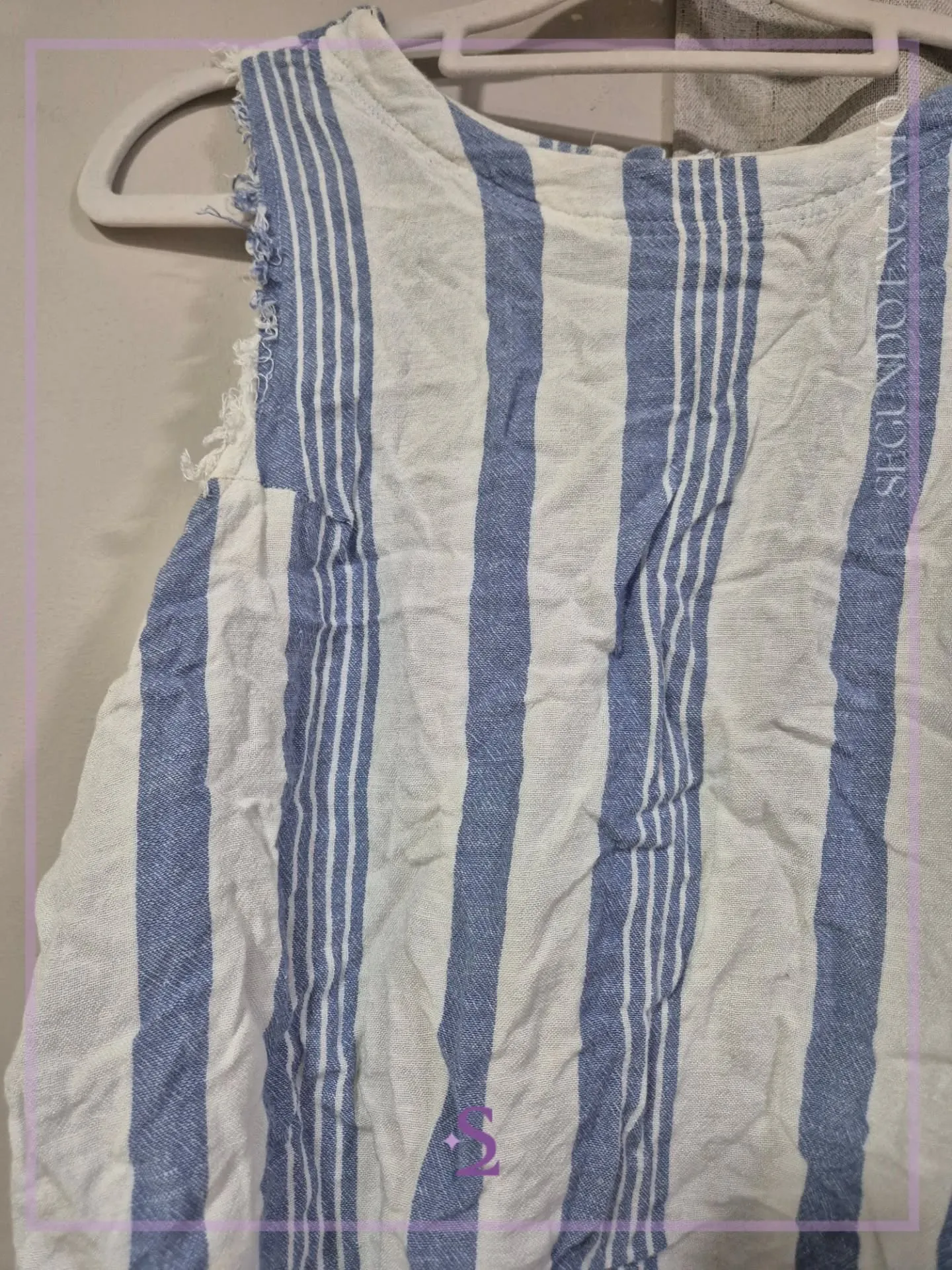 Blusa con botones en la parte trasera M - Image 3
