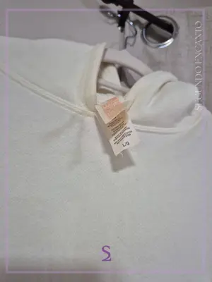Sueter color crema L grande