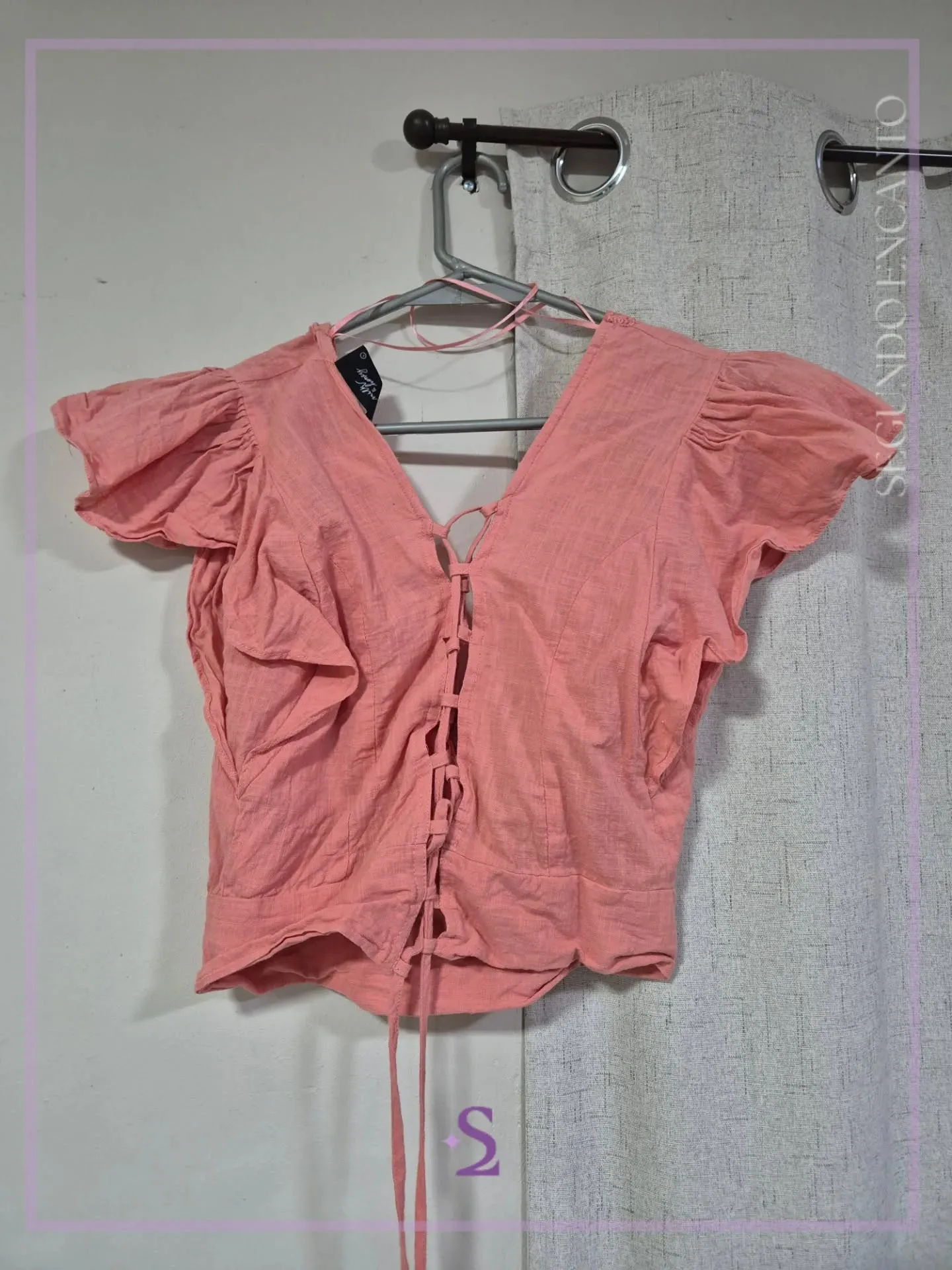 Crop top color coral con ajuste trasero L/M - Image 4