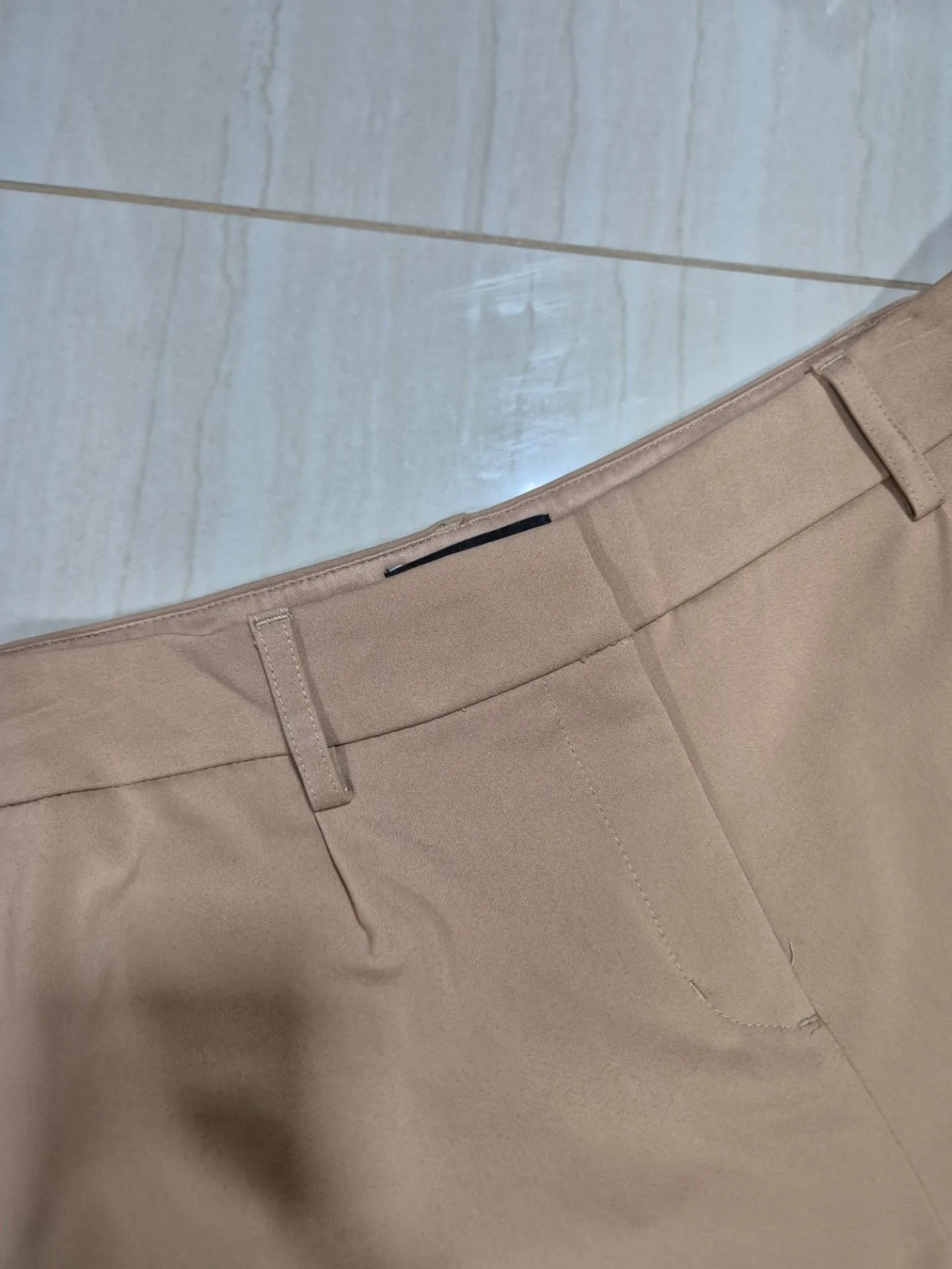 Short formal color camel talla 6 m - Image 8