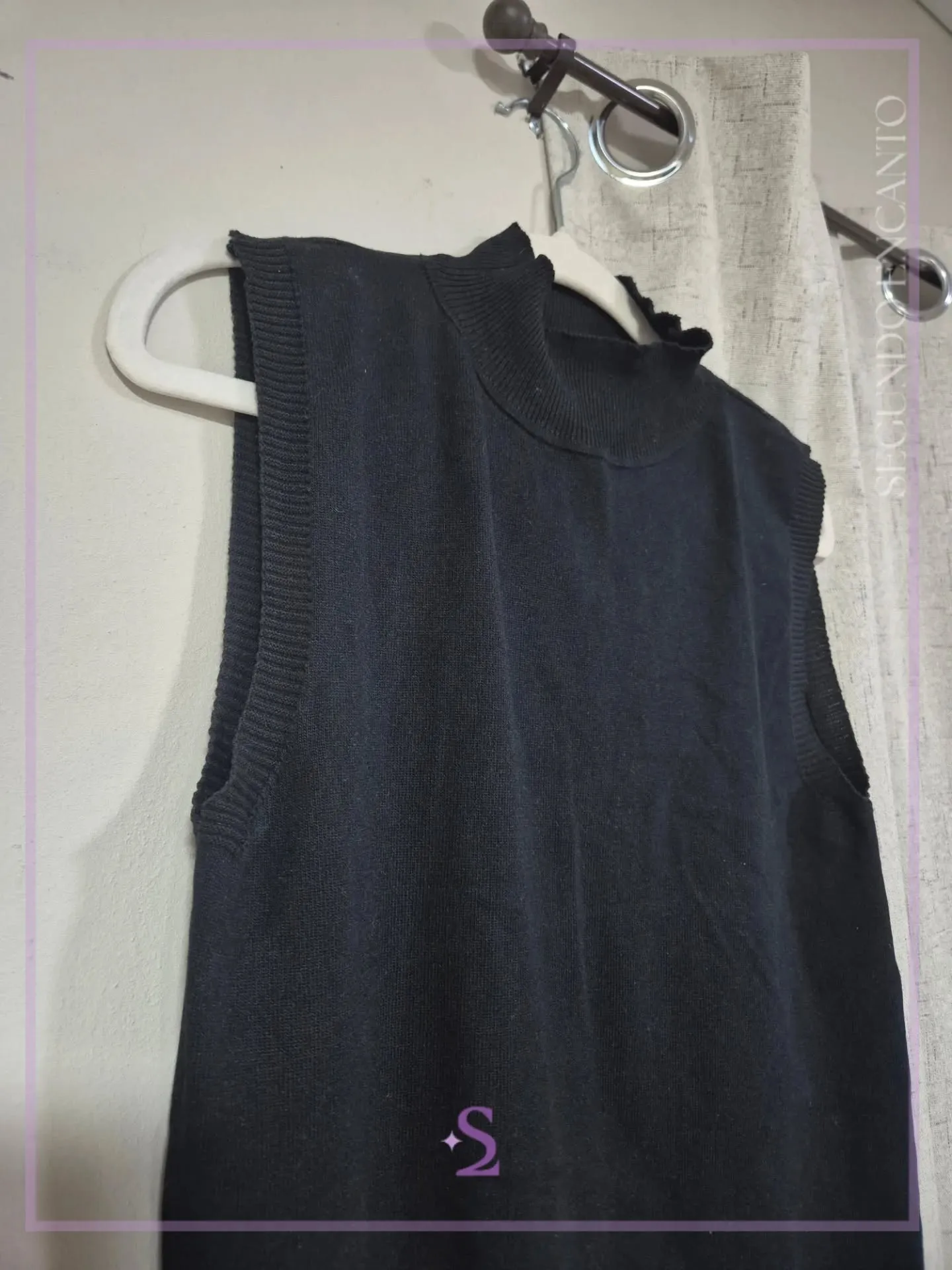 Blusa de cuello alto L - Image 2