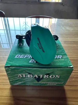 Reel Albatros Depredador 200R